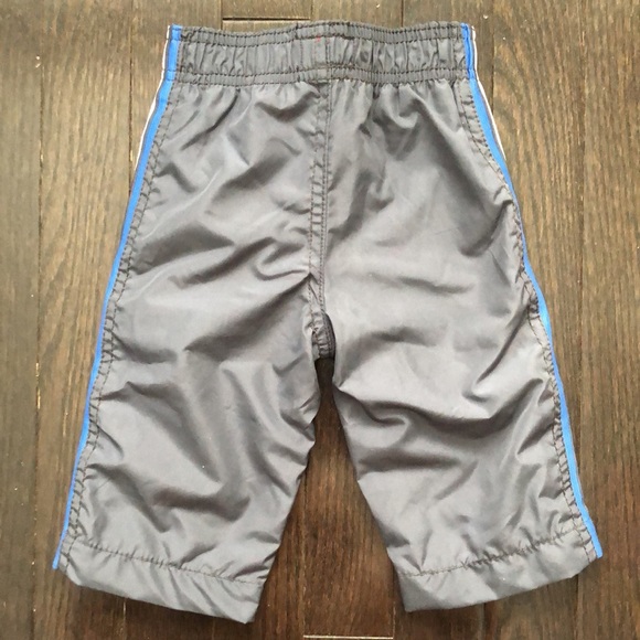 NWOT Oshkosh Splash pants 3-6 months - Picture 2 of 4